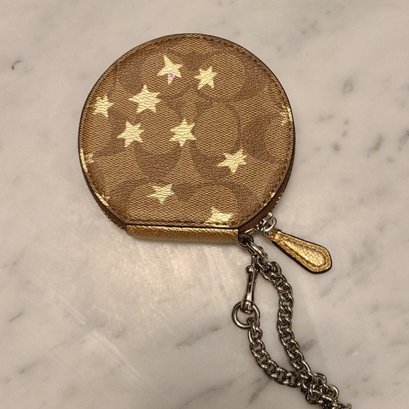 COPY - COACH  Coin Purse /Key chain - Picture 2 of 11